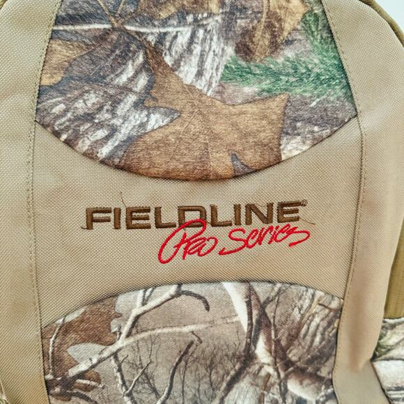 Fieldline Pro Series Camo Hunting Gear Daypack Backpack, 18"×15"×6.5" - Picture 3 of 7